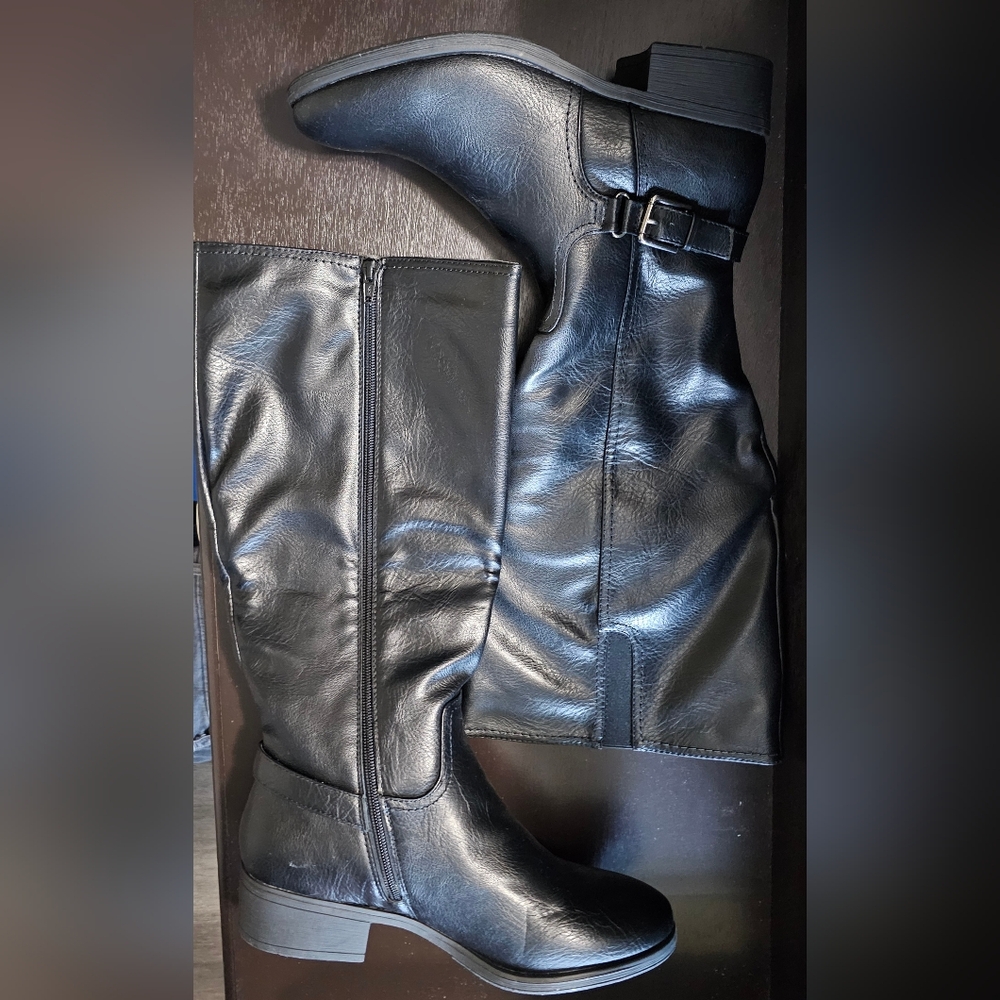 *Croft and Barrow Boots*
